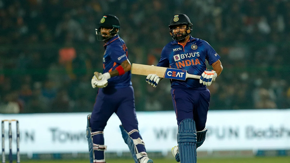 Ind vs NZ : रोहित शर्मा-द्रविड जोडीचा पहिला विजय, भारताची न्यूझीलंडवर ५ विकेटने मात