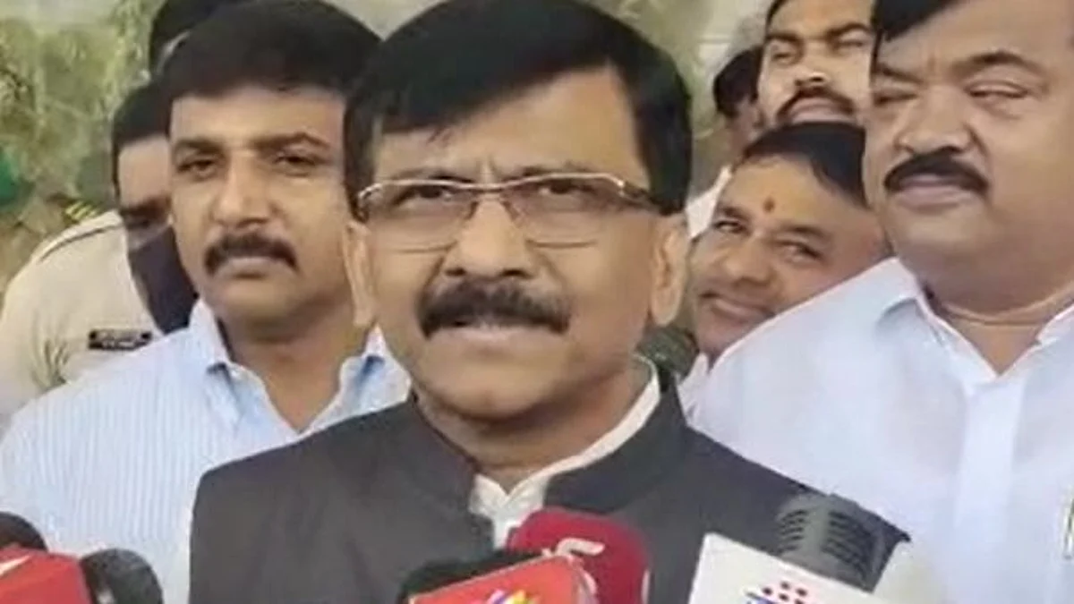 Sanjay Raut: 'हे स्वातंत्र्य शेतकऱ्यांनी लढून मिळवले, भिकेत मिळवलेले नाही', राऊतांकडून कंगना-विक्रम गोखलेंवर निशाणा