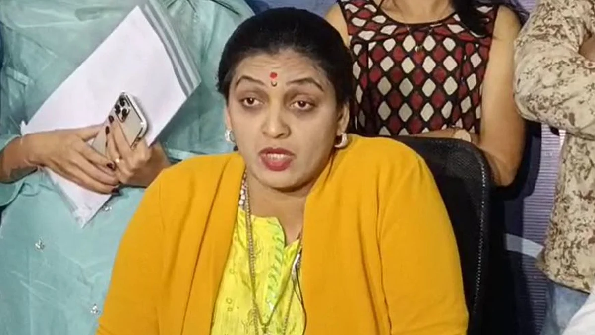 rupali patil thombare press conference pune mns attack on mns leaders ncp shiv sena raj thackeray