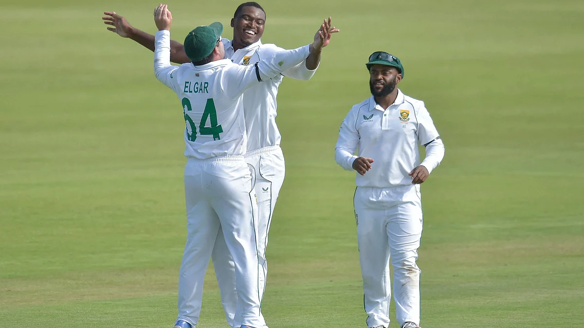 SA vs IND : भारताचा दुसरा डाव ३२७ धावांत आटोपला, एन्गिडीचे ६ बळी