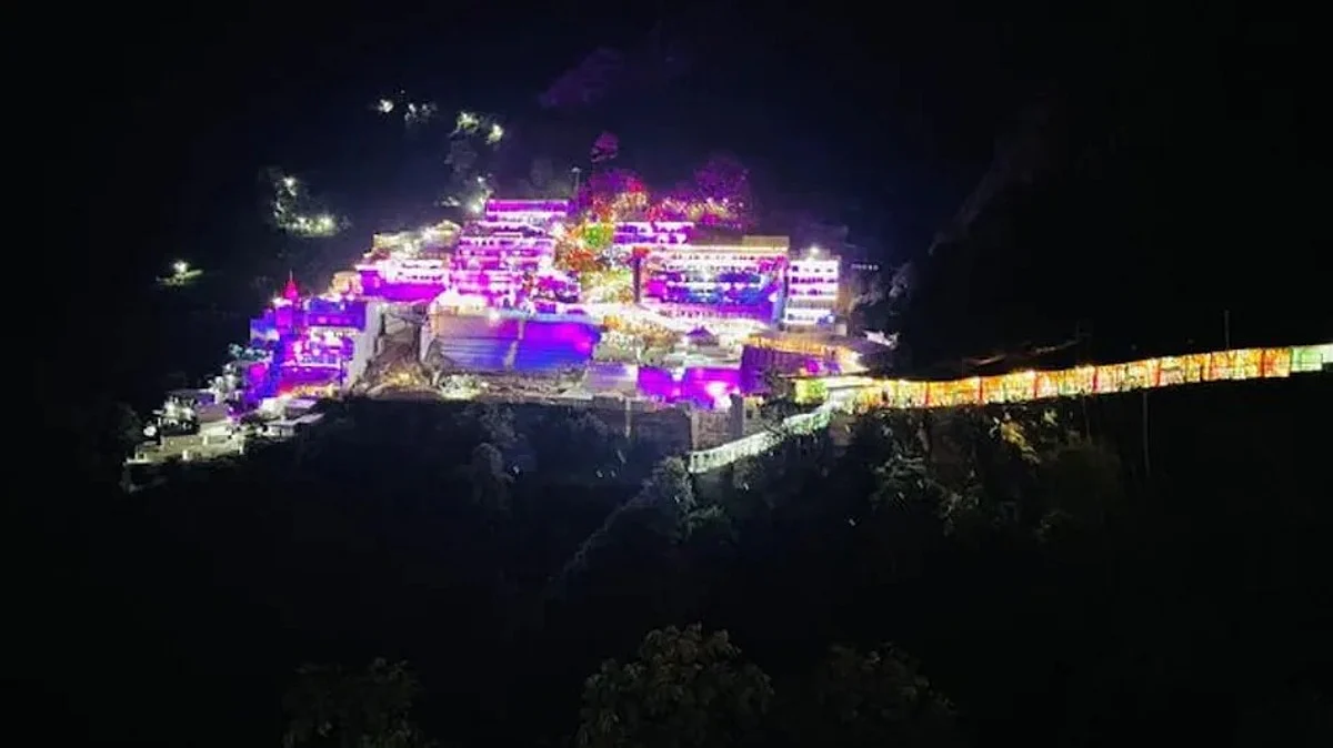 Mata vaishno devi : वैष्णोदेवी मंदिरात चेंगराचेंगरी; 12 भाविकांचा मृत्यू, अनेक जखमी
