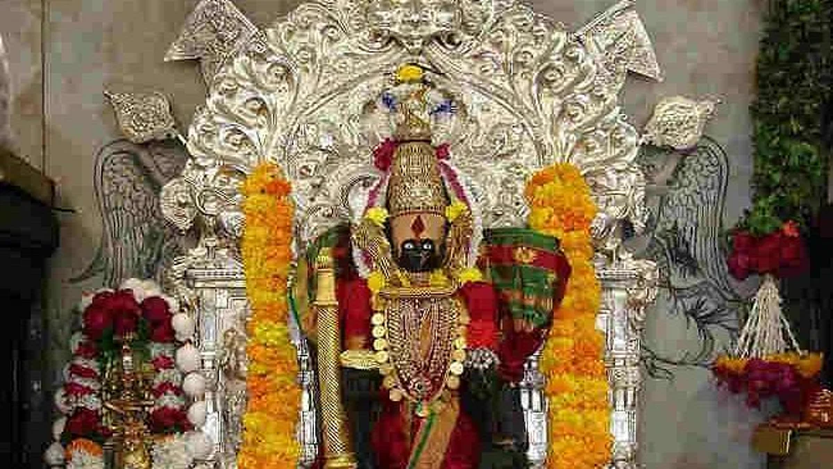 कोल्हापूर: अंबाबाई महालक्ष्मीच्या दानपेटीची मोजणी सुरु, पहिल्याच दानपेटीत ३६ लाखांचं दान
