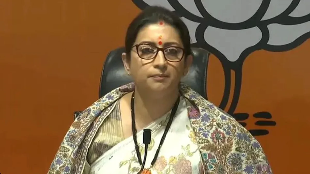 'काँग्रेसचे खुनी इरादे फसले', PM मोदींच्या सुरक्षेबाबत झालेल्या चुकीनंतर स्मृती इराणी संतापल्या