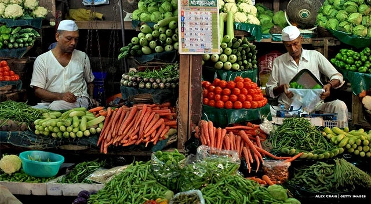Corona : रूग्णसंख्या वाढल्याने कृषी उत्पन्न बाजार समितीमधील किरकोळ बाजार बंद