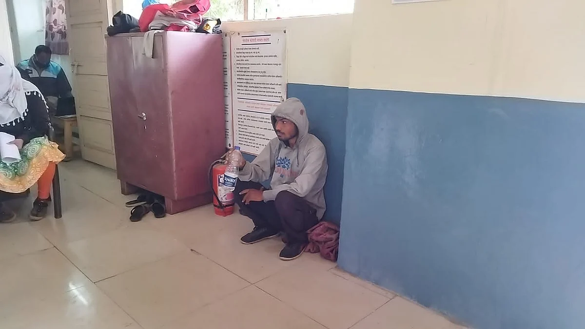 आईला भेटायचंय म्हणत मनोरुग्णाने घेतला बसचा ताबा, पोलिसांनी घेतलं ताब्यात