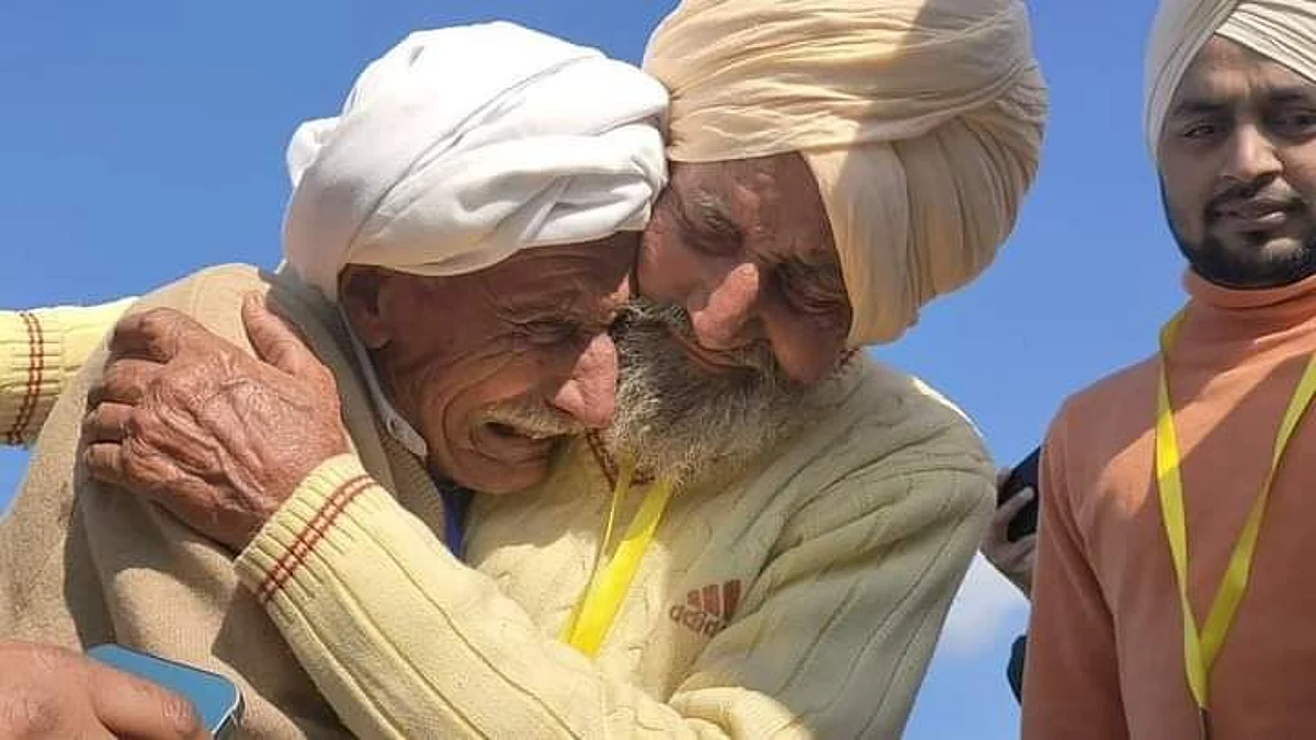 1947 च्या फाळणीत ताटातूट झालेले भाऊ 74 वर्षांनी भेटले, दोघांनाही अश्रू आणि आनंद अनावर!