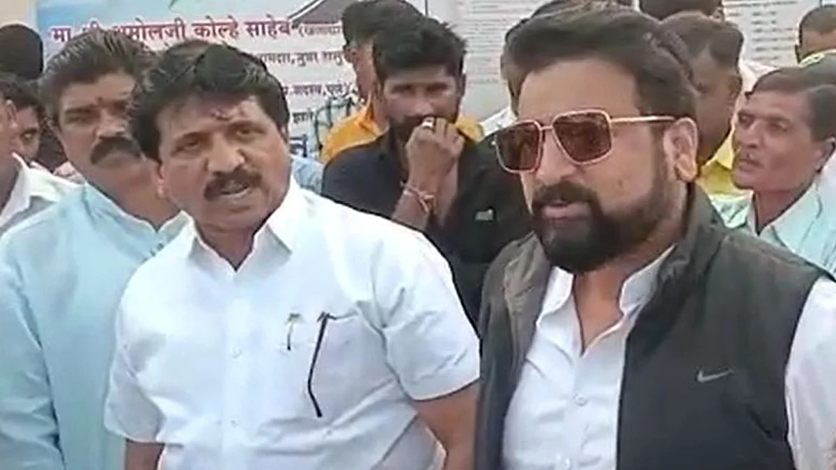 जुन्नर: महाविकास आघाडीतला वाद शमेना, रस्त्यावरच भिडले आजी-माजी आमदार