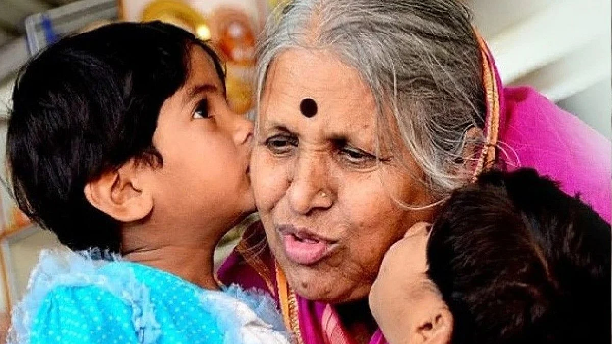 अनाथांची माय काळाच्या पडद्याड! सिंधुताई सपकाळ यांचं पुण्यात निधन