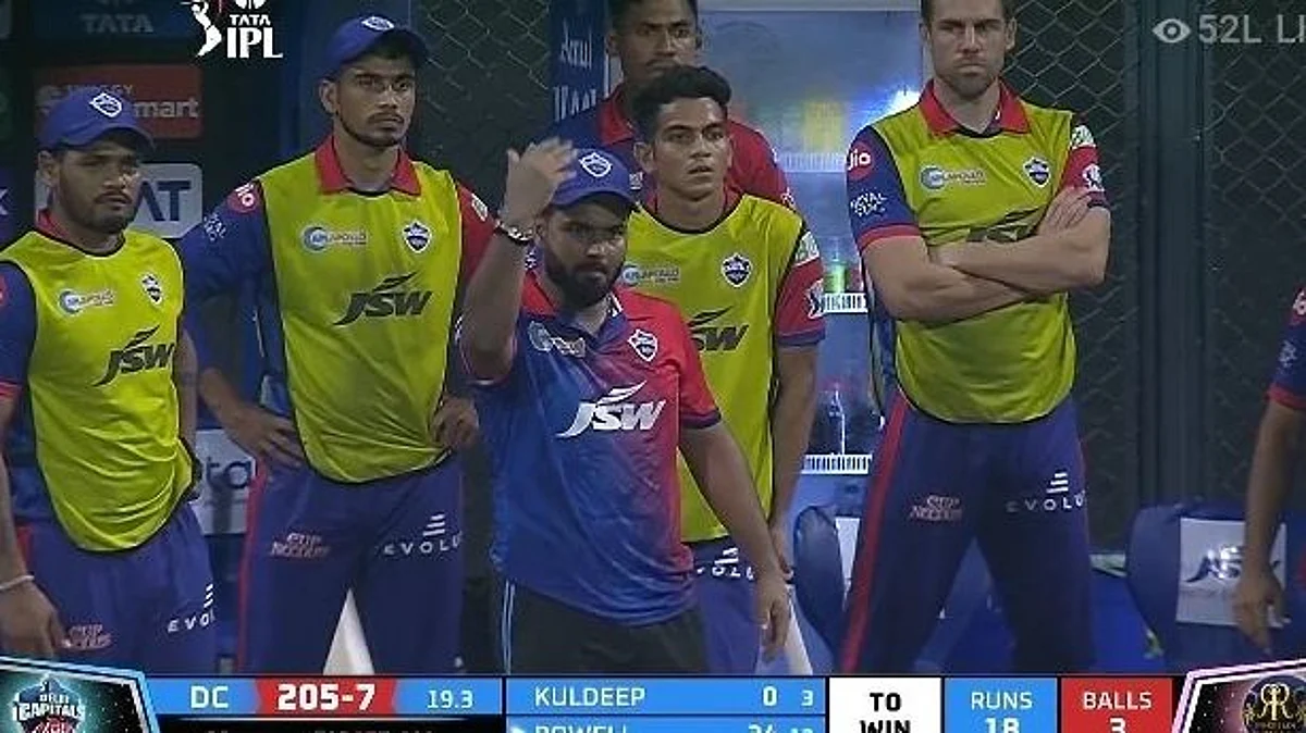 IPL 2022 : नो-बॉलवरचा राडा भोवला, मैदानात वाद घालणाऱ्या पंतचं 100 टक्के मानधन कापलं