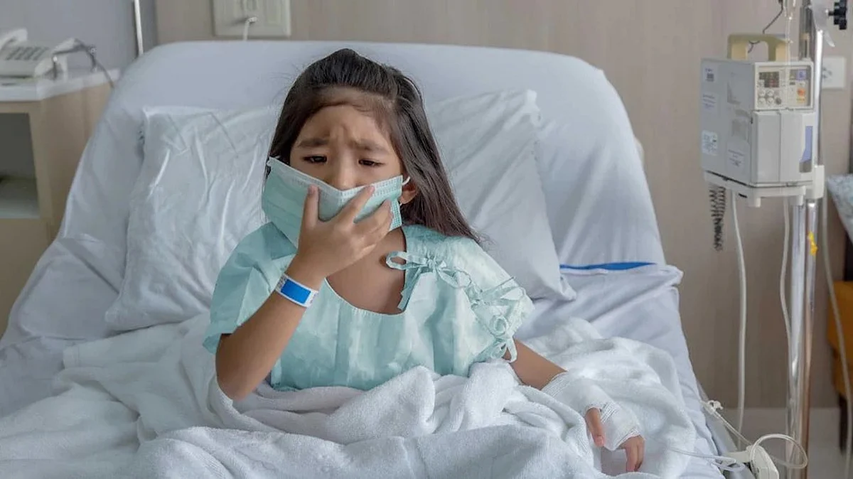 Covid XE symptoms : एक्सई व्हेरियंटचा संसर्ग झाल्यास लहान मुलांमध्ये दिसतात ७ लक्षणं