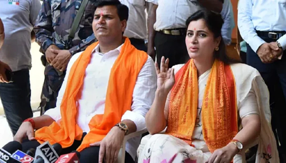 नवनीत आणि रवी राणांविरोधात राजद्रोहाचा गुन्हा, काय असतो राजद्रोह?