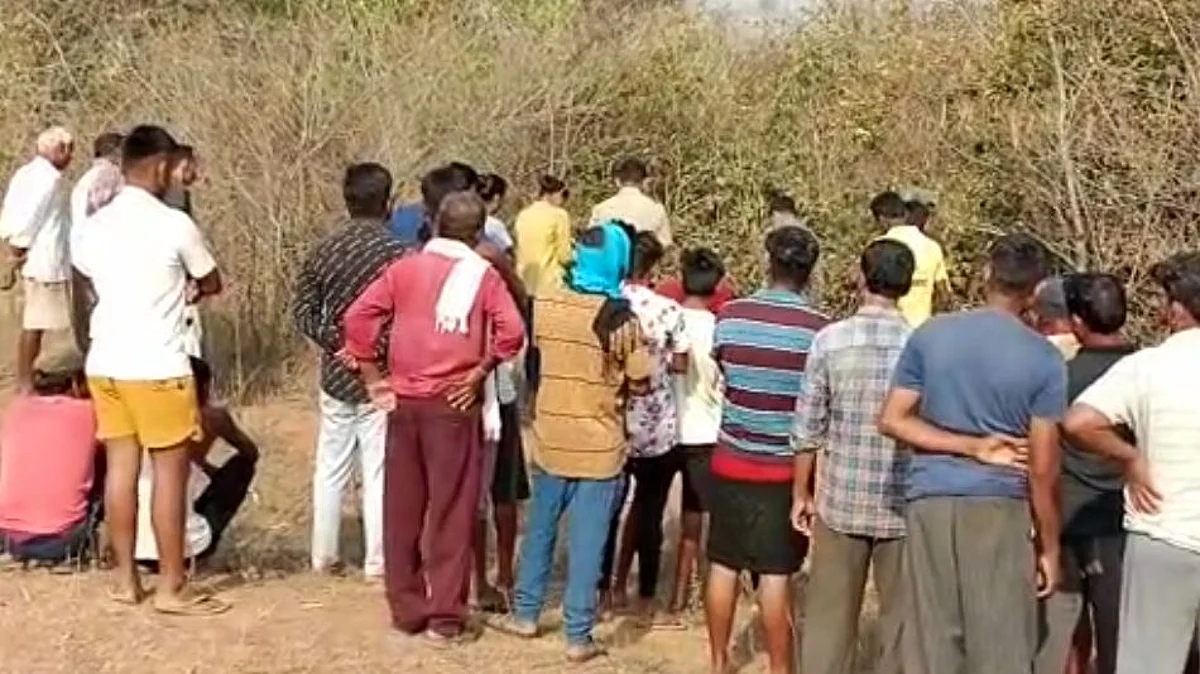 भयंकर.. अर्धनग्न अवस्थेत आढळला अल्पवयीन मुलीचा मृतदेह; चेहरा जाळून ओळख मिटविण्याचा प्रयत्न