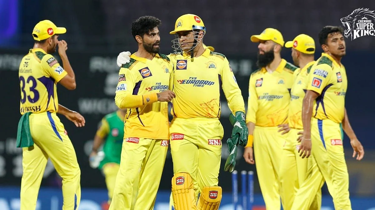 IPL 2022 : लय गमावून बसलेल्या CSK मध्ये मोठा बदल, जाडेजाने कॅप्टन्सी पुन्हा धोनीकडे सोपवली