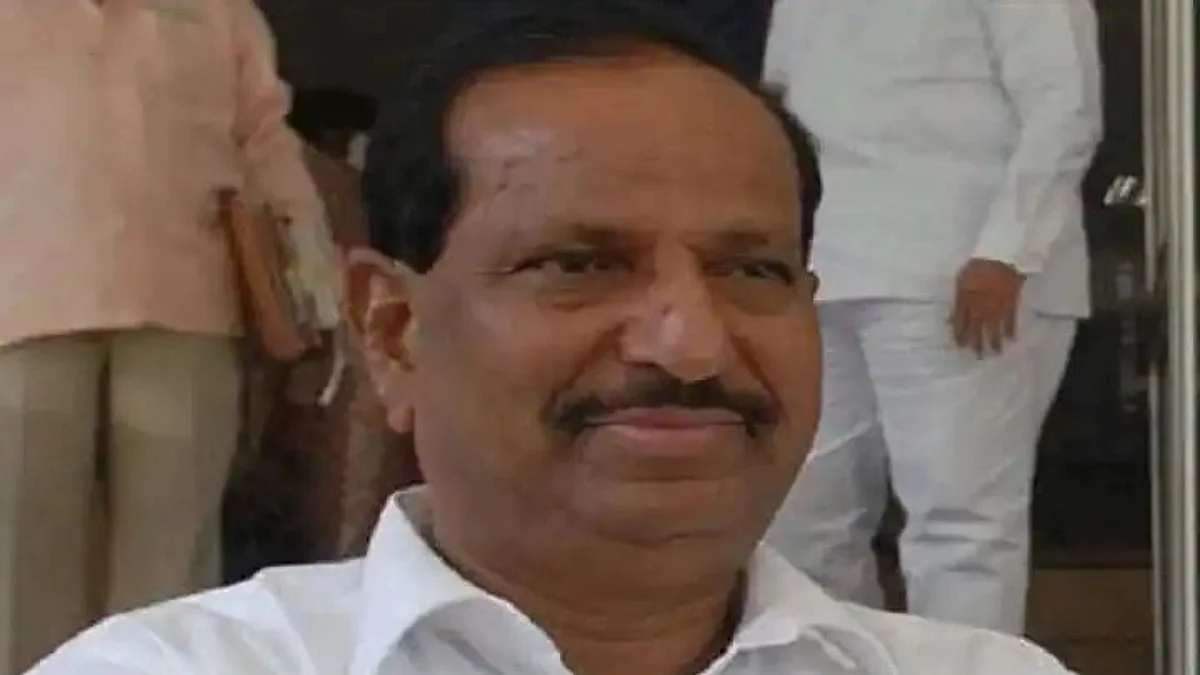 महाराष्ट्राचे माजी कॅबिनेट मंत्री गणेश नाईक यांच्यावर अटकेची टांगती तलवार