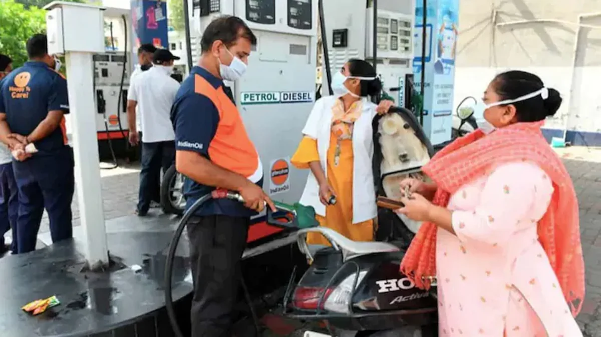 relief on oil prices petrol becomes cheaper in all cities see what are the rates for petrol and diesel in your city