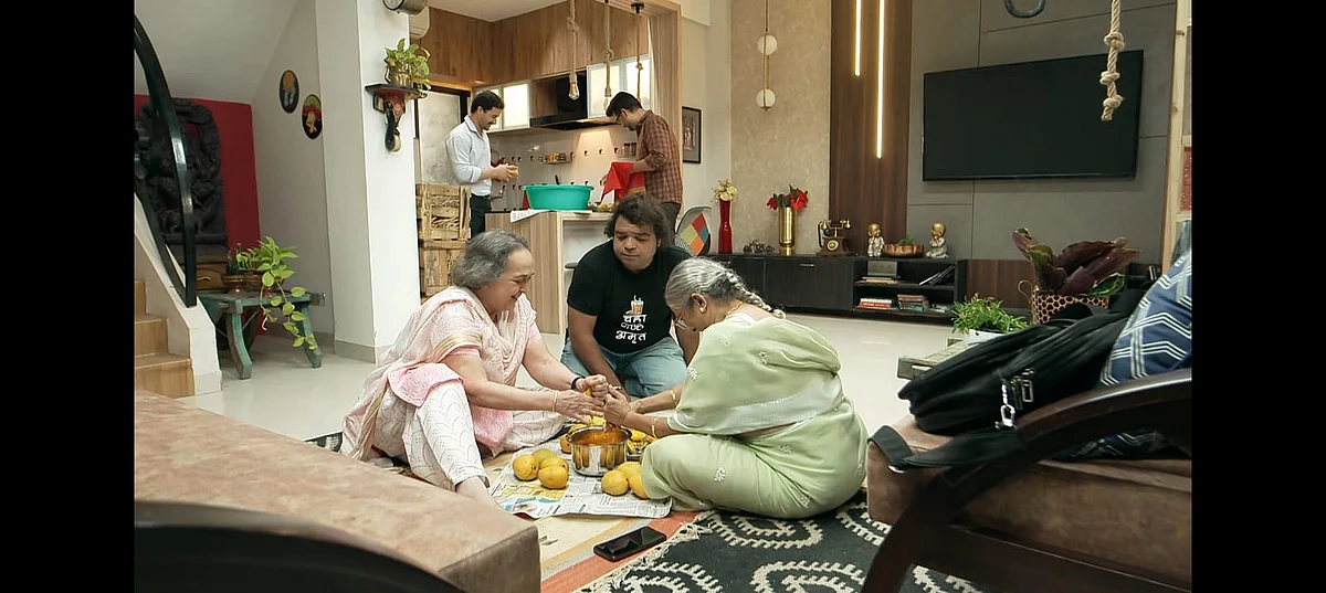 Hapus Mango is what made the actors of this series so hot.