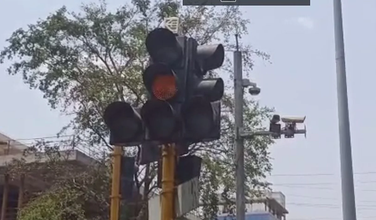 नागपुरातील सिग्नल दुपारी 12 ते 4 या वेळेत बंद राहणार, नेमकं कारण काय?