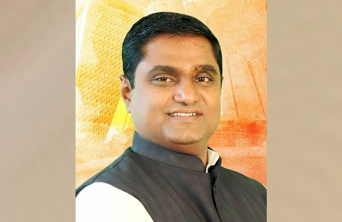 एकनाथ शिंदेंचे निकटवर्तीय बालाजी किणीकर यांच्या घराबाहेर पोलिसांनी वाढवला बंदोबस्त