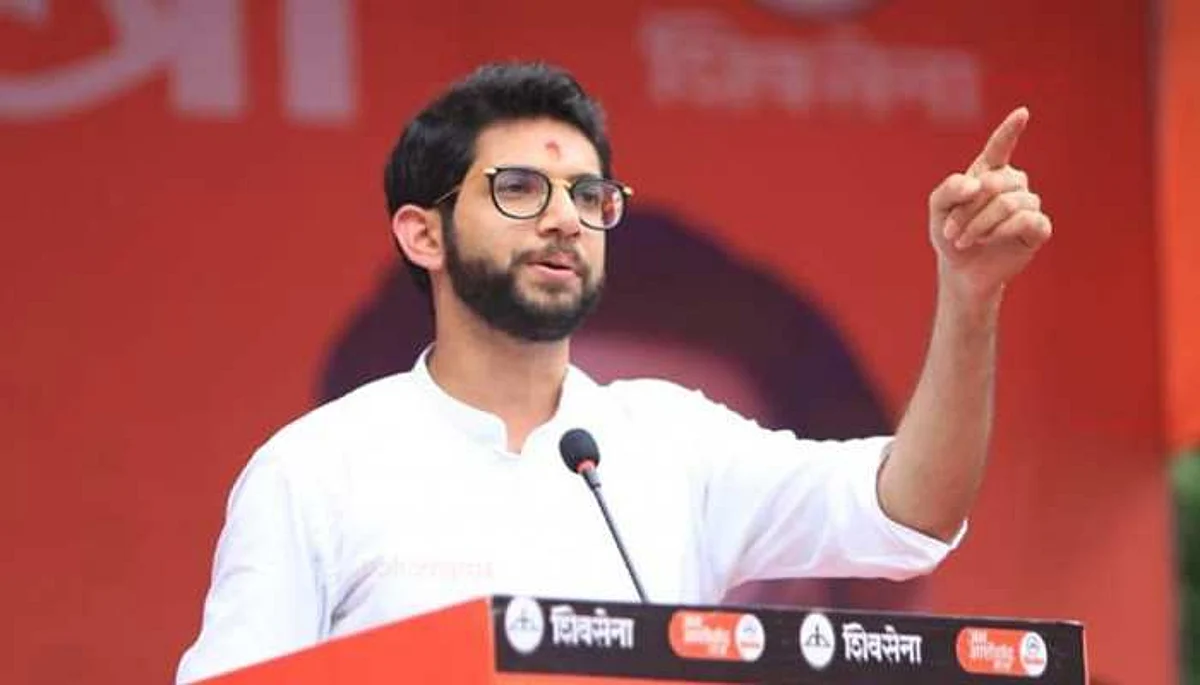aditya thackeray criticized rebel MLAs