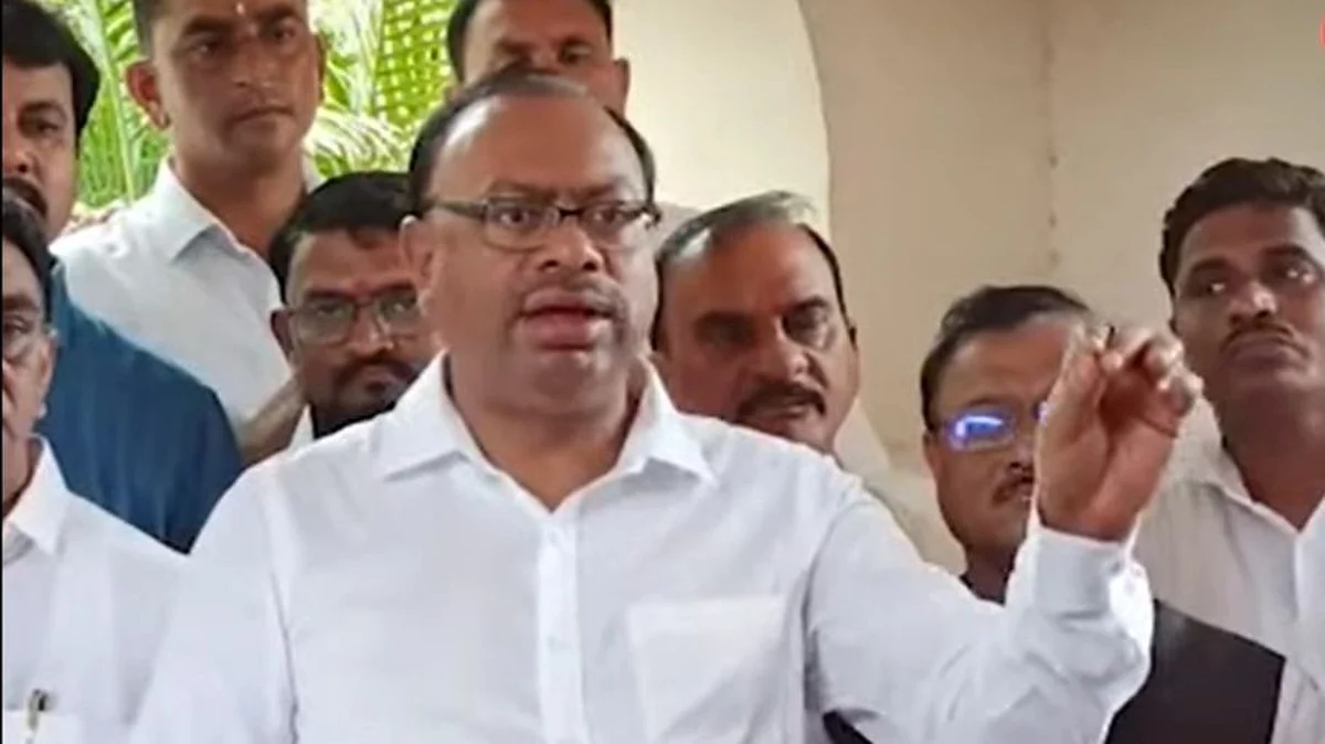 'अजित पवार आणि भाजपमधील प्रेम पाहून कोणाच्या तरी पोटात दुखतंय', बावनकुळेंचा नेमका टोला कोणाला?