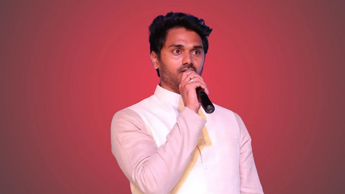 Yogesh Kadam: 'मी सुरतला पळून गेलेलो नाही, आदित्य साहेबांना सांगून गेलो होतो'