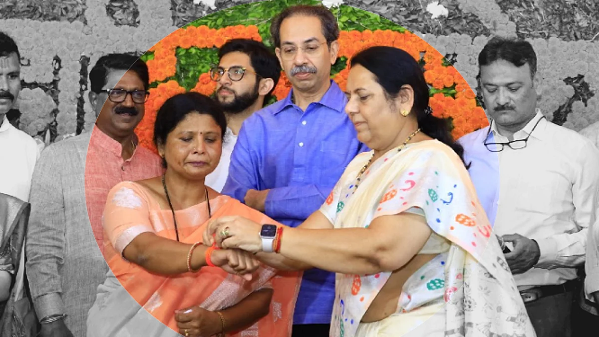 शिवसेना पक्षप्रमुख उद्धव ठाकरेंच्या उपस्थितीत पक्षप्रवेश करताना सुषमा अंधारे/ who is sushma andhare