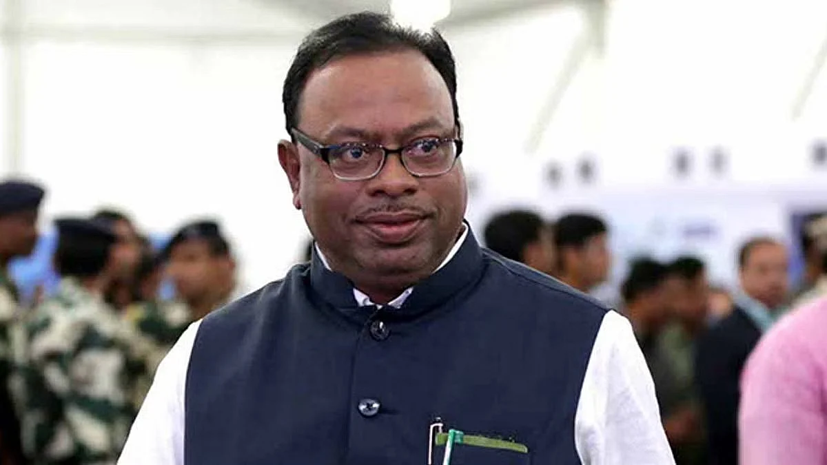chandrashekhar bawankule invite thackeray group leader sunil prabhu for a dinner