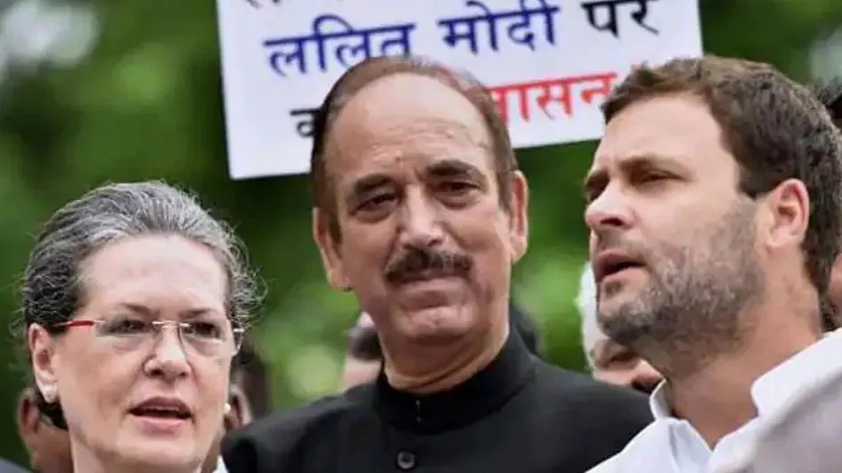 राहुल गांधींवर आरोपांचे वार, गुलाम नबी आझाद यांनी सोडली काँग्रेस; सोनिया गांधींकडे सोपवला राजीनामा