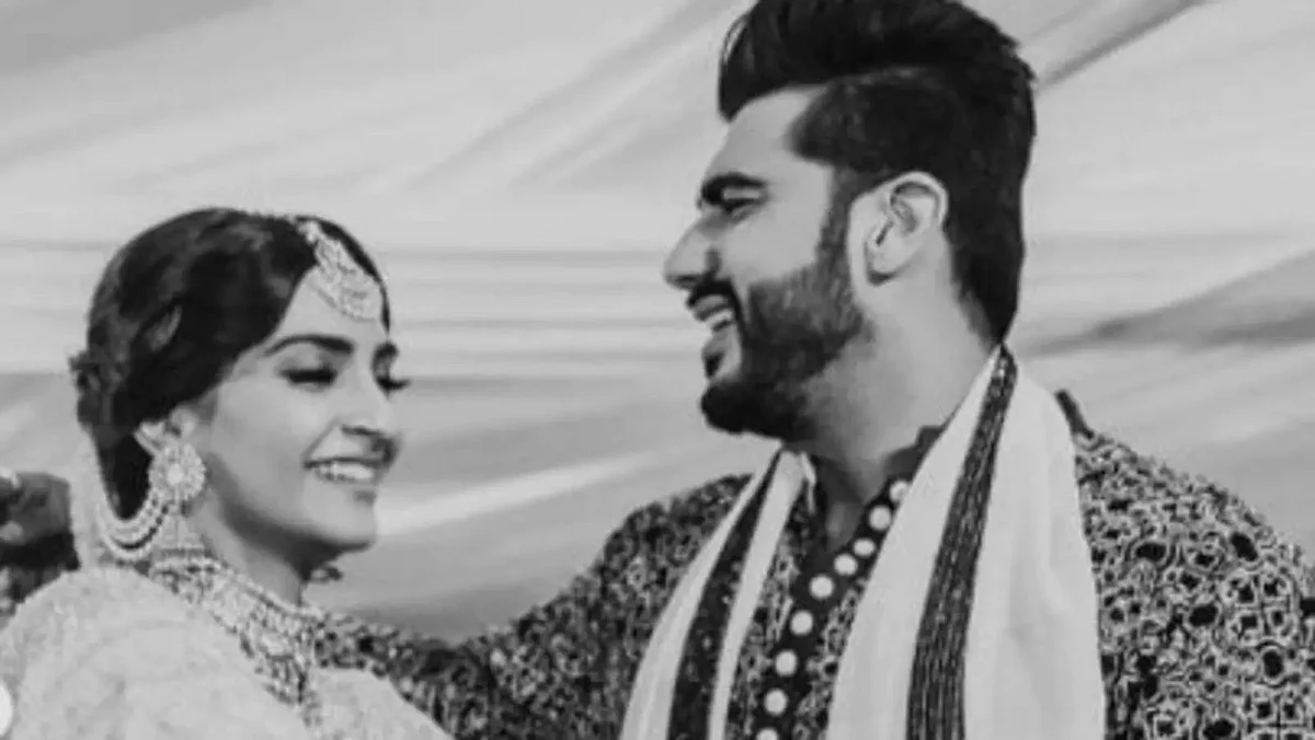 Koffee with Karan season 7 episode 6 teaser: Sonam Kapoor and Arjun Kapoor