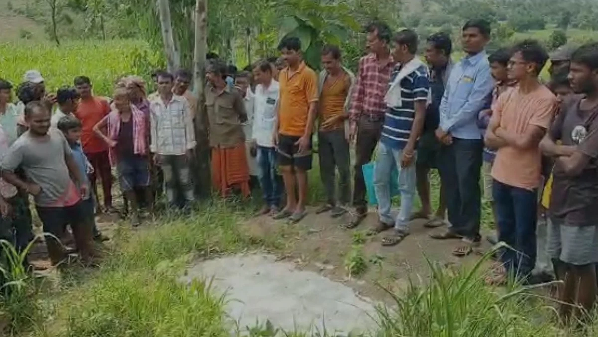 बापानं न्यायासाठी ४२ दिवस लेकीचा मृतदेह ठेवला मिठात; अंगावर शहारे आणणाऱ्या घटनेची सत्यता काय?