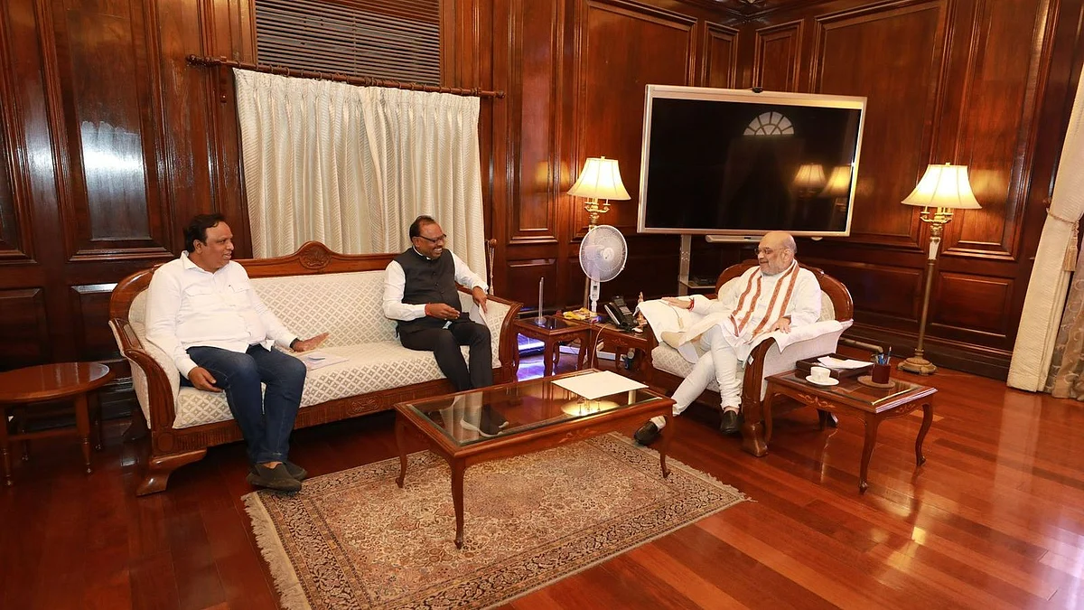 andheri East Bypoll 2022 : ashish shelar and chandrashekhar bawankule met amit shah