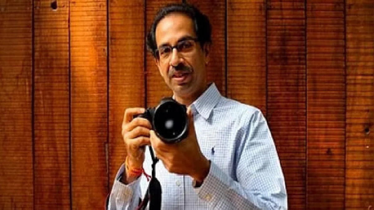 BJP Leader Atul Bhatkhalkar Taunt Uddhav Thackeray After Gajanan Kirtikar Joins Balasahebanchi Shivsena