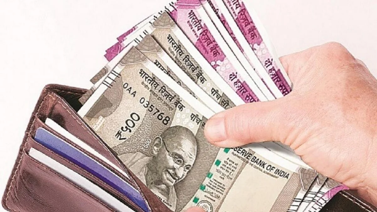जळगाव जिल्हा सहकारी दूध संघाच्या निवडणुकीनंतर पैसे वाटपावरुन वाद