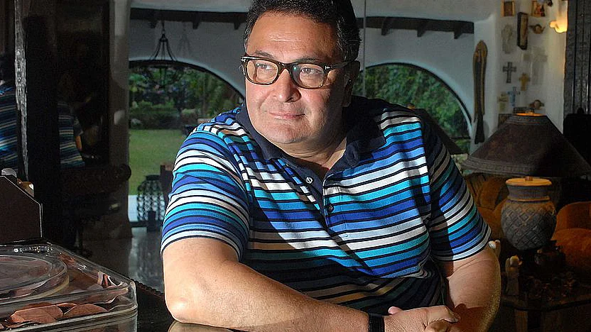 Entertainment: Rishi Kapoor to team up with Amitabh