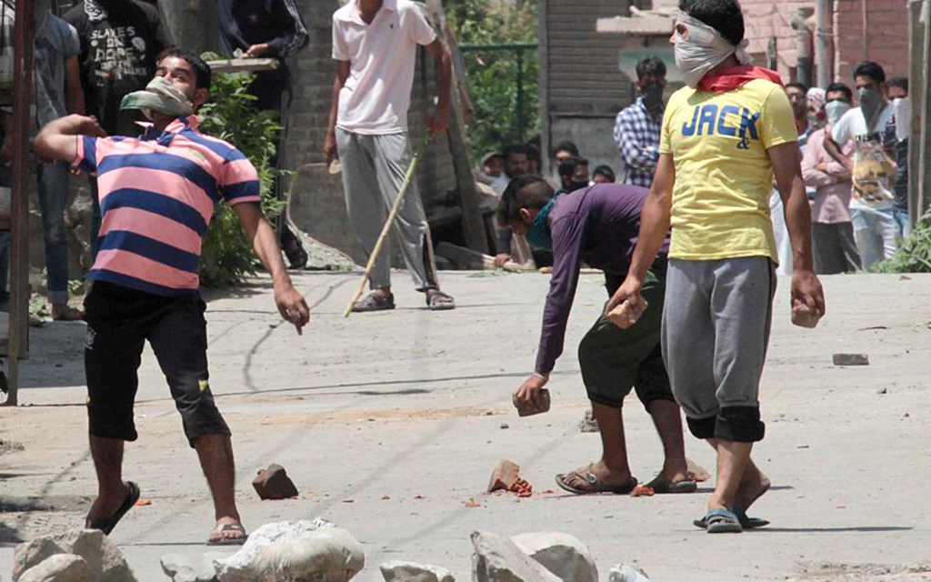 In The Headlines: EC cancels upcoming Anantnag bypoll