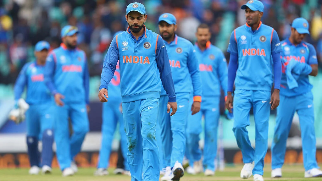 A defensive Kohli lets India down against Sri Lanka