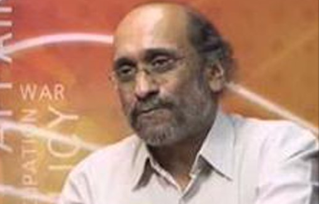 Arrest warrant issued against journalist Paranjoy Guha Thakurta suspended by Gujarat HC