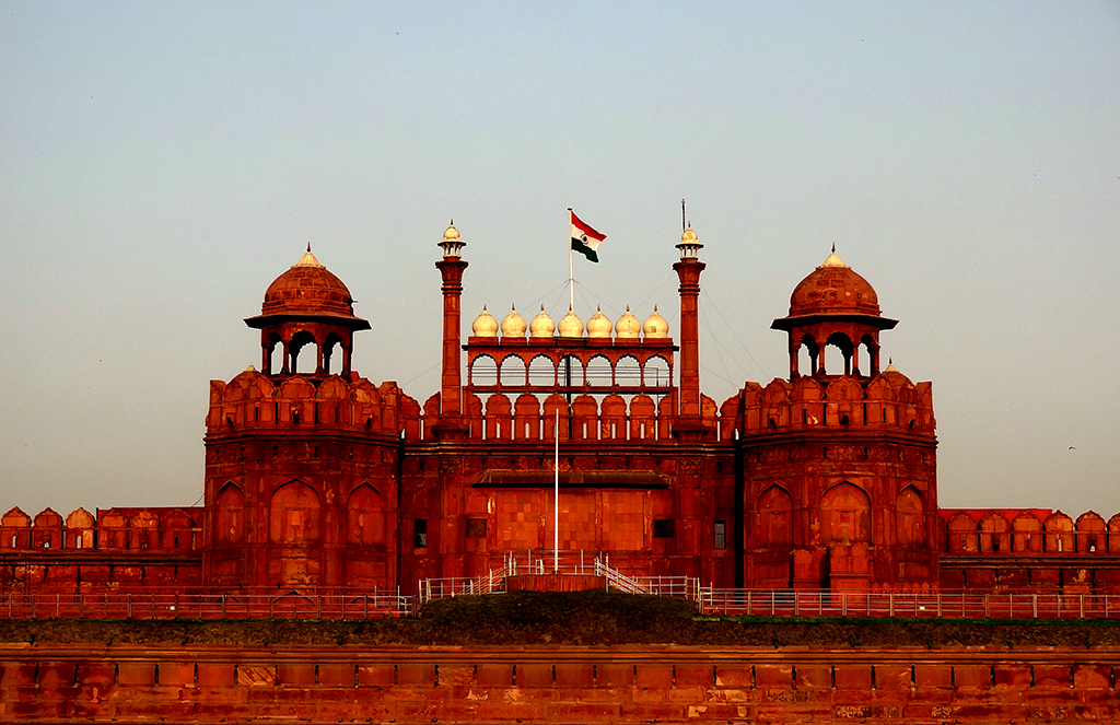No mention of Red Fort or Taj Mahal in M’rashtra textbooks