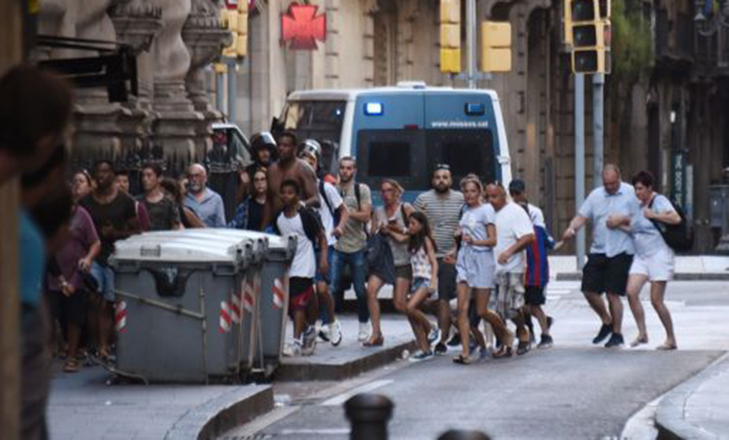 Spanish police foil second terror attack, kill five; van driver yet to be held