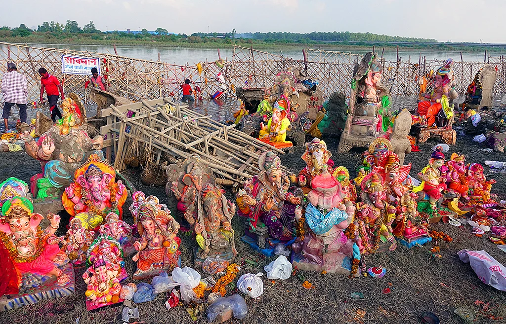 NH Photo by Pramod Pushkarna
