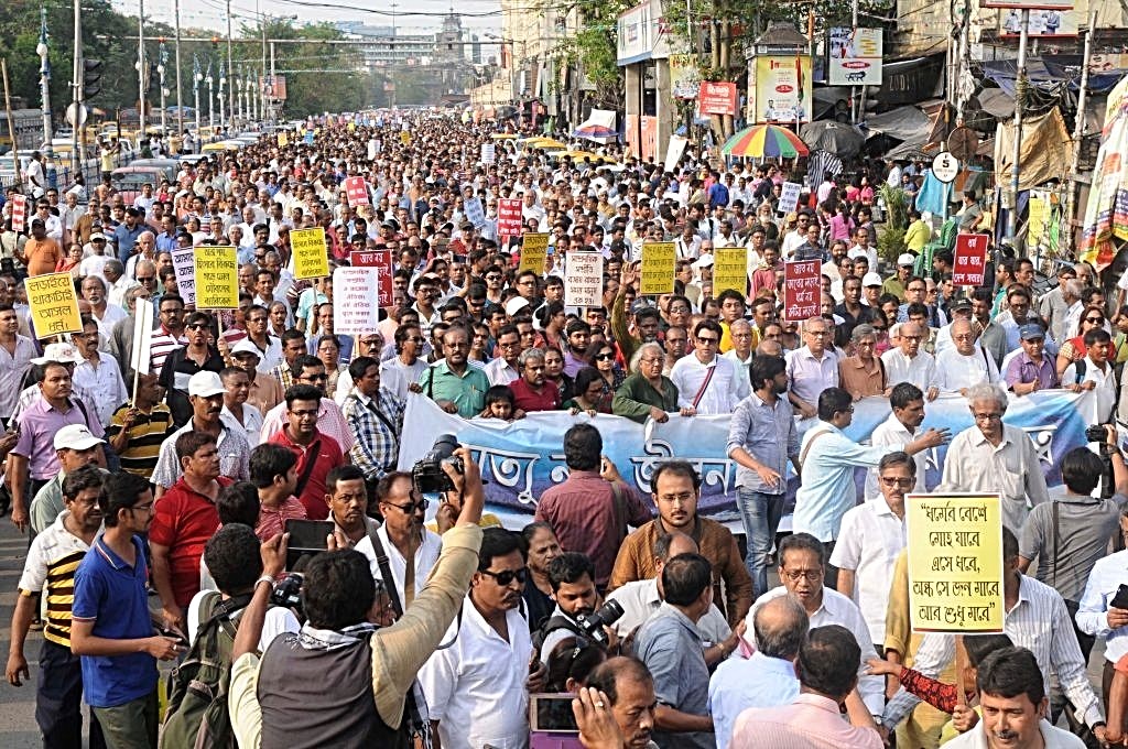 Kolkata marches for communal harmony in West Bengal