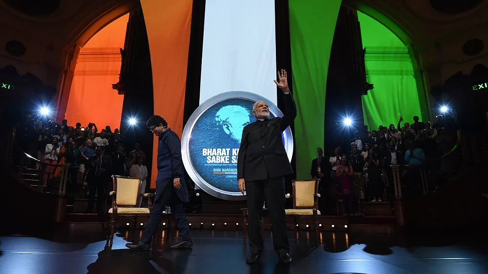 Photo courtesy: Twitter.com/narendramodi