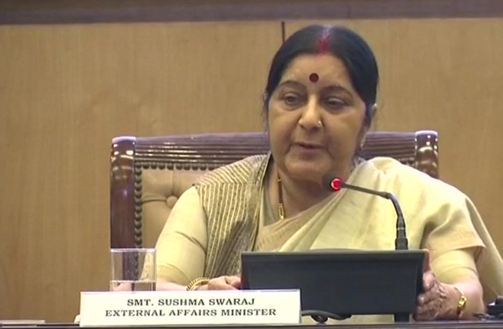 Sushma refuses to back US sanctions on Iran as Zarif visits India