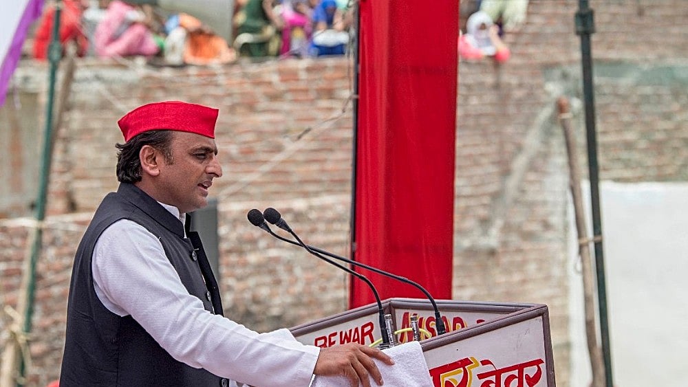 Akhilesh Governors Government Media Are Campaigning For Bjp