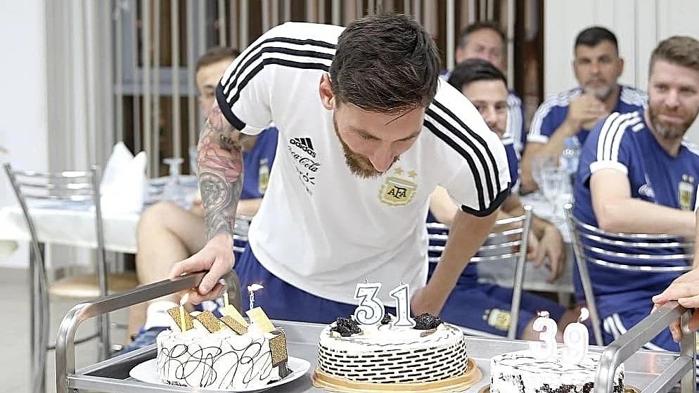 Kolkata Police’s Messi-meme ‘sob penalty miss hoi na’ creates a stir