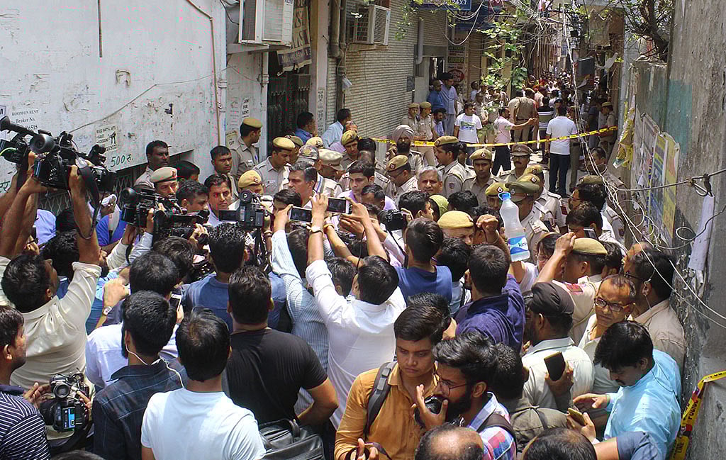 Burari Deaths No Trace Of Poison Deaths Due To Hanging Reveals Post Mortem