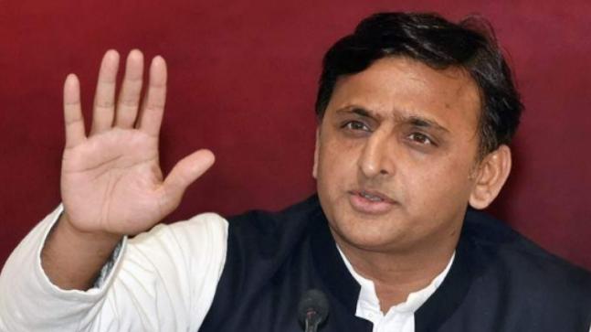 Akhilesh Yadav: BJP using social media to spread hatred
