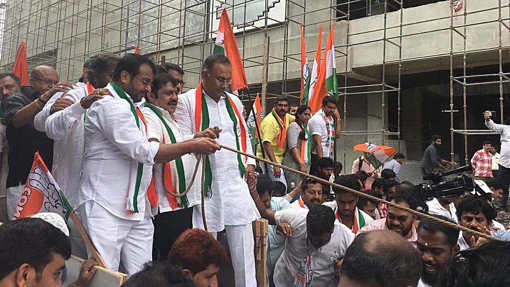 2019 Lok Sabha Election: Congress plans massive drive in Karnataka