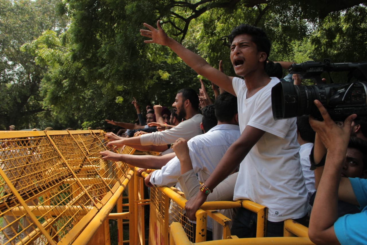 HC directs Delhi University to secure EVMs used in DUSU polls