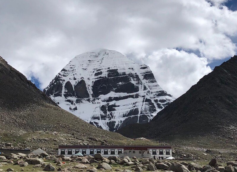 ‘It is so humbling to be walking here,’ tweets Rahul Gandhi from Manasarovar